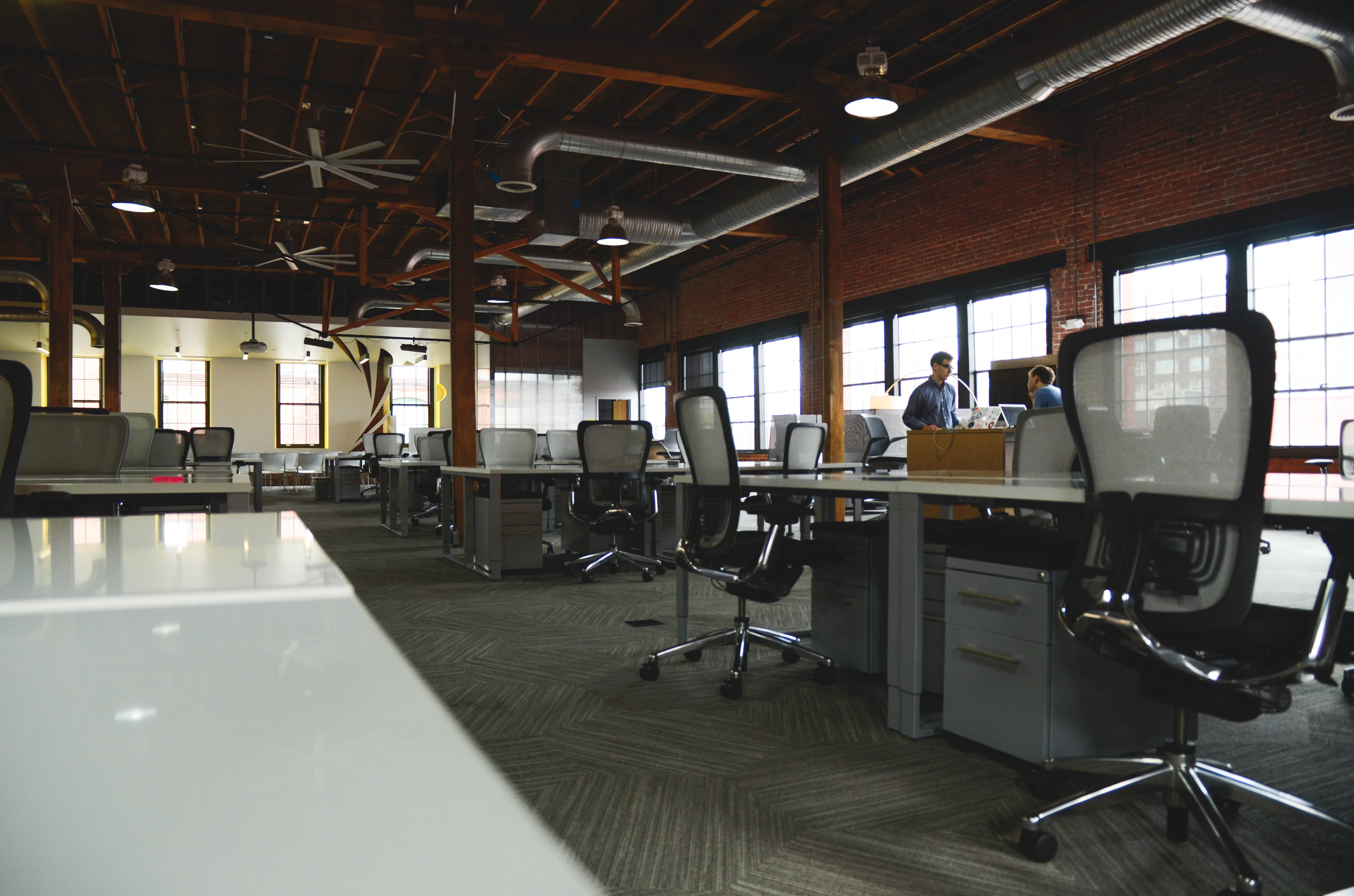 chairs-company-coworking-7070